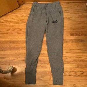 Women’s Nike Joggers Grey XS